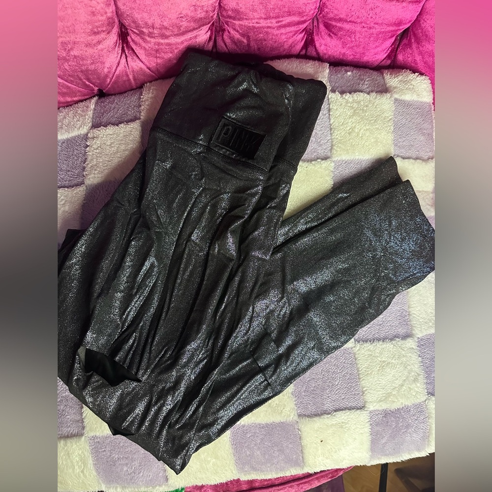 Black glittery PINK ultimate leggings large